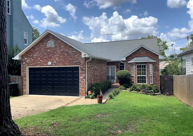 Photo 1 of Single family home for sale at 608 Linden St, Shreveport, LA 71104 | MLS# 21335930 | Listing updated on 2026-09-11