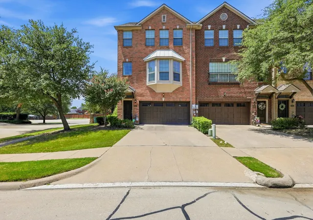 Photo 1 of Townhouse for sale at 1404 Biltmore Ln, Irving, TX 75063 | MLS# 21337556 | Listing updated on 2026-09-14