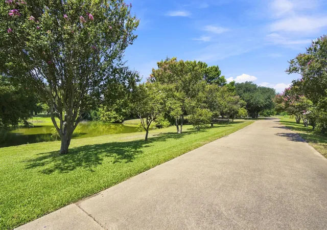 Photo 3 of Single family home for sale at 2000 Crisp Rd, Ennis, TX 75119 | MLS# 21338761 | Listing updated on 2026-09-08