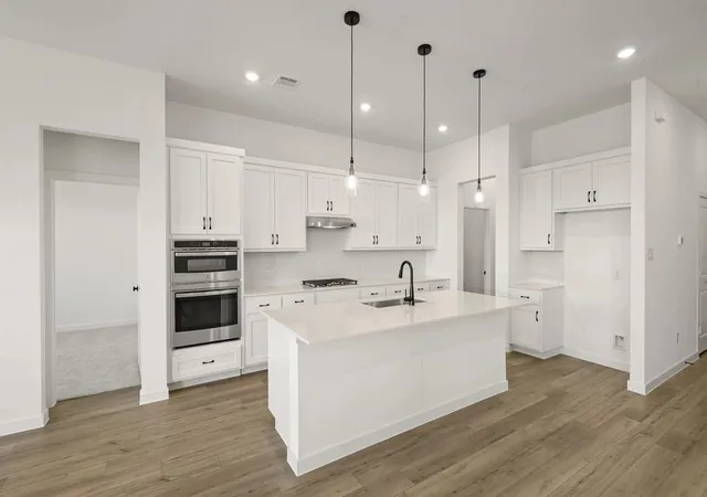 Photo 1 of Sale Pending at 653 Tyronza Dr, Justin, TX 76247 | MLS# 21340745 | Listing updated on 2026-09-08