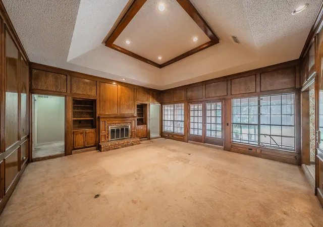 Photo 3 of Sale Pending at 7720 Lone Moor Cir, Dallas, TX 75248 | MLS# 21338376 | Listing updated on 2026-09-12