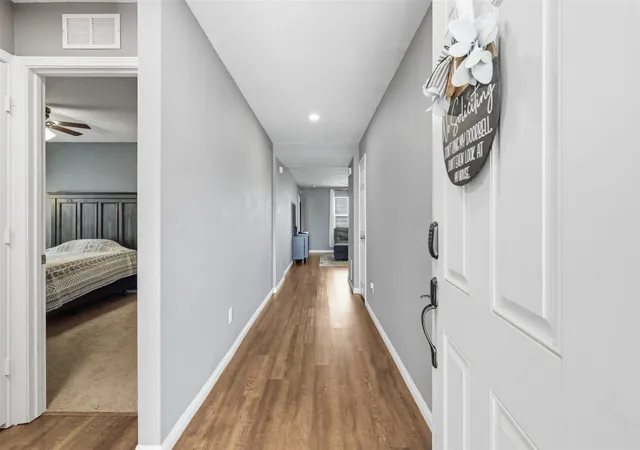 Photo 2 of Single family home for sale at 5925 Mountain Bluff Dr, Fort Worth, TX 76179 | MLS# 21338322 | Listing updated on 2026-08-01
