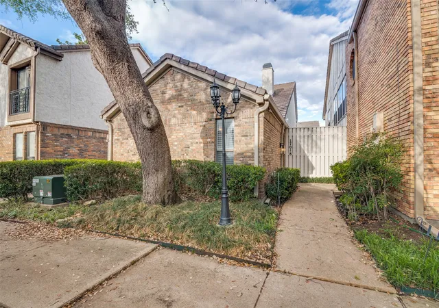 Photo 1 of Single family home for sale at 17018 Planters Row, Addison, TX 75001 | MLS# 21340882 | Listing updated on 2026-09-14
