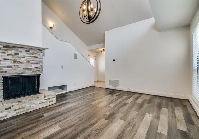 Photo 3 of Single family home for sale at 17018 Planters Row, Addison, TX 75001 | MLS# 21340882 | Listing updated on 2026-09-14