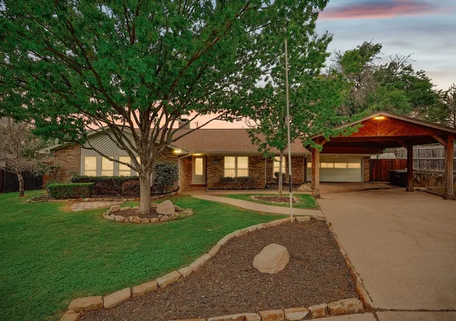 Photo 2 of Sale Pending at 1208 Mayleaf Dr, Irving, TX 75060 | MLS# 21340279 | Listing updated on 2026-09-14
