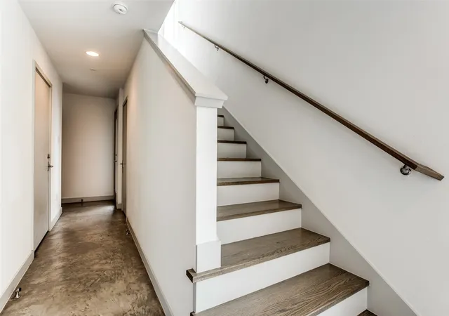 Photo 2 of Condo for sale at 2103 Bennett Ave #60, Dallas, TX 75206 | MLS# 21338407 | Listing updated on 2026-09-10
