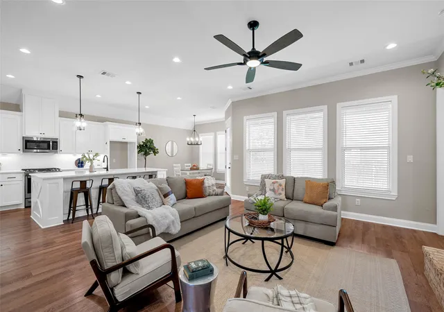Photo 4 of Single family home for sale at 1417 Tranquility Trl, Woodway, TX 76712 | MLS# 21339190 | Listing updated on 2026-08-02