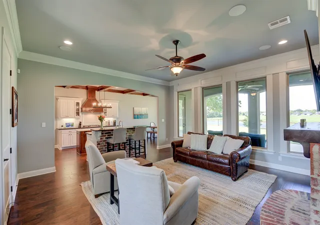 Photo 3 of Single family home for sale at 247 Piccadilly Cir, Bossier City, LA 71111 | MLS# 21341059 | Listing updated on 2026-09-10