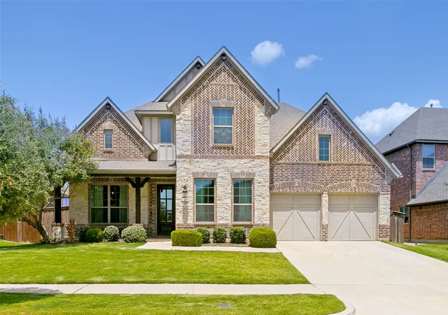 Photo 1 of Sale Pending at 3205 Newsom Ridge Dr, Mansfield, TX 76063 | MLS# 21336195 | Listing updated on 2026-09-28