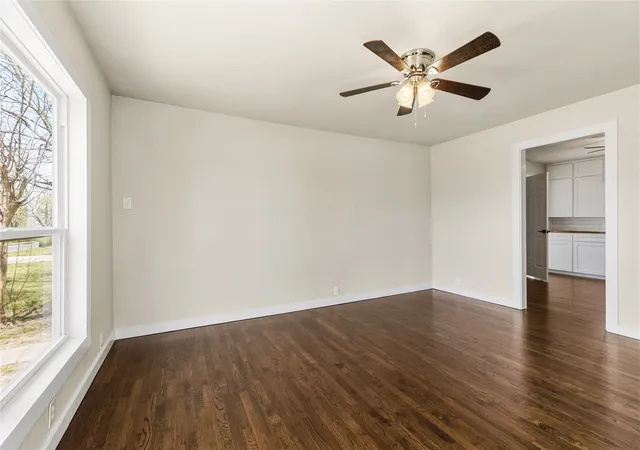 Photo 4 of Single family home for sale at 417 N Burdette Ave, Sherman, TX 75090 | MLS# 21341070 | Listing updated on 2026-10-05
