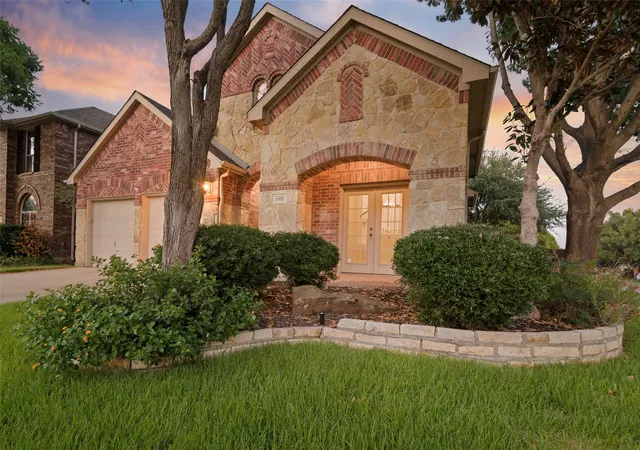 Photo 2 of Single family home for sale at 3500 Nandina Dr, Flower Mound, TX 75022 | MLS# 21341115 | Listing updated on 2026-10-06