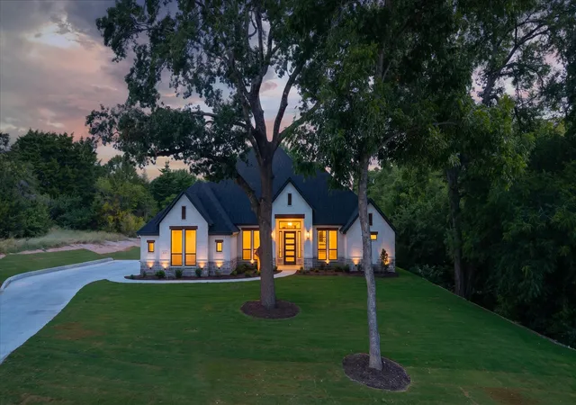 Photo 1 of Single family home for sale at 7631 Woodstream Rd, Midlothian, TX 76065 | MLS# 21340032 | Listing updated on 2026-09-12