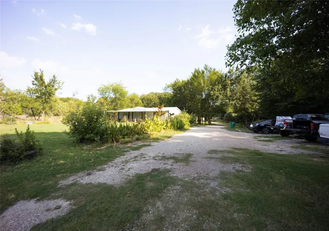 Photo 4 of Manufactured home for sale at 15960 Four Oaks Dr, Seven Points, TX 75143 | MLS# 21340238 | Listing updated on 2026-09-09