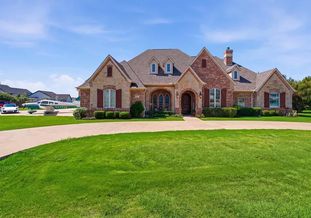 Photo 2 of Single family home for sale at 108 Concorde Cir, Cresson, TX 76035 | MLS# 21340192 | Listing updated on 2026-09-19