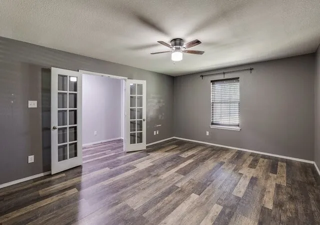 Photo 4 of Sale Pending at 9004 Cloudveil Dr, Arlington, TX 76002 | MLS# 21340605 | Listing updated on 2026-09-12