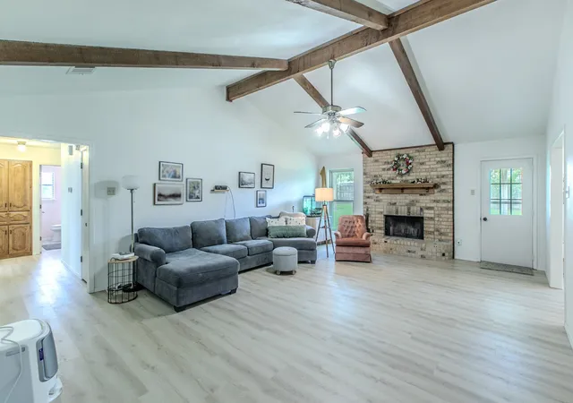 Photo 2 of Single family home for sale at 1057 Radisson Dr, Hewitt, TX 76643 | MLS# 21338583 | Listing updated on 2026-10-03