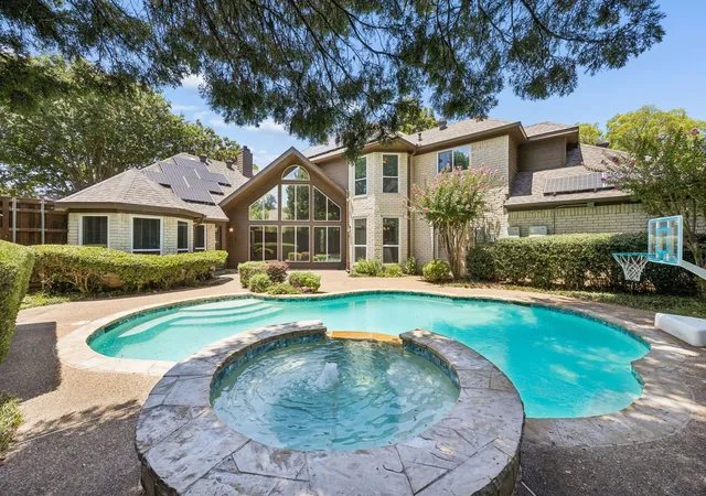 Photo 1 of Single family home for sale at 2020 Kipling Dr, Flower Mound, TX 75022 | MLS# 21330946 | Listing updated on 2026-10-06