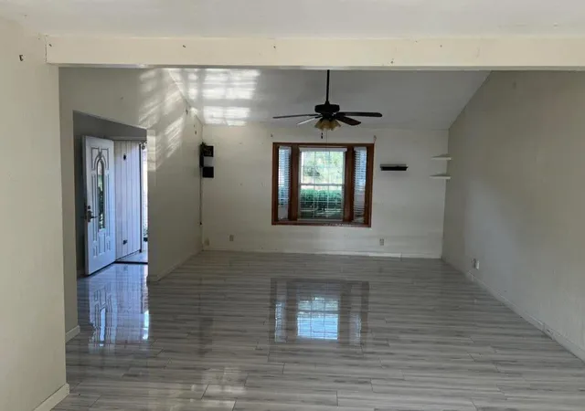 Photo 2 of Single family home for sale at 802 Matthews Ct, Arlington, TX 76012 | MLS# 21341294 | Listing updated on 2026-07-29