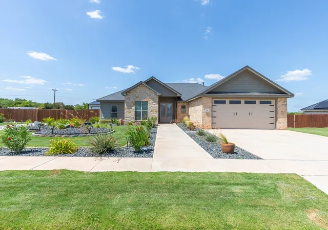 Photo 1 of Single family home for sale at 126 Cessna Ct, Abilene, TX 79602 | MLS# 21339331 | Listing updated on 2026-09-12