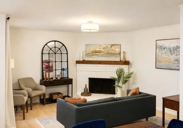 Photo 2 of Condo for sale at 5200 Martel Ave #24B, Dallas, TX 75206 | MLS# 21341348 | Listing updated on 2026-09-11