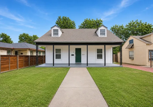 Photo 2 of Single family home for sale at 1227 Wilbur St, Dallas, TX 75224 | MLS# 21340364 | Listing updated on 2026-09-11