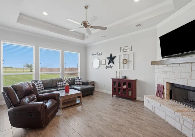 Photo 3 of Single family home for sale at 15005 Lost Wagon St, Justin, TX 76247 | MLS# 21334907 | Listing updated on 2026-10-01