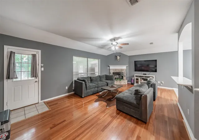 Photo 3 of Single family home for sale at 137 Roberts Dr, Saginaw, TX 76179 | MLS# 21340868 | Listing updated on 2026-09-24