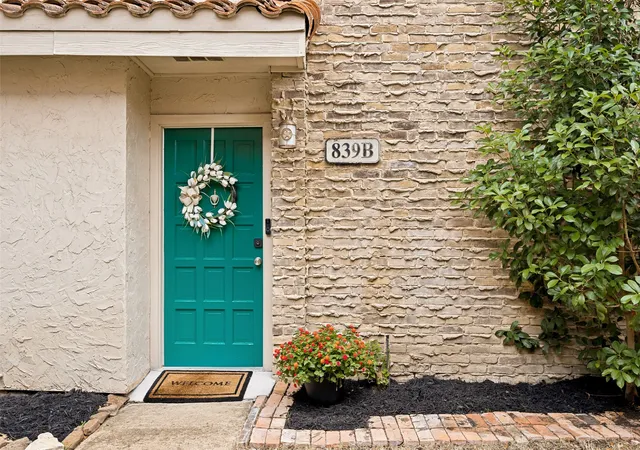 Photo 2 of Condo for sale at 839 Dublin Dr #2, Richardson, TX 75080 | MLS# 21341485 | Listing updated on 2026-10-07