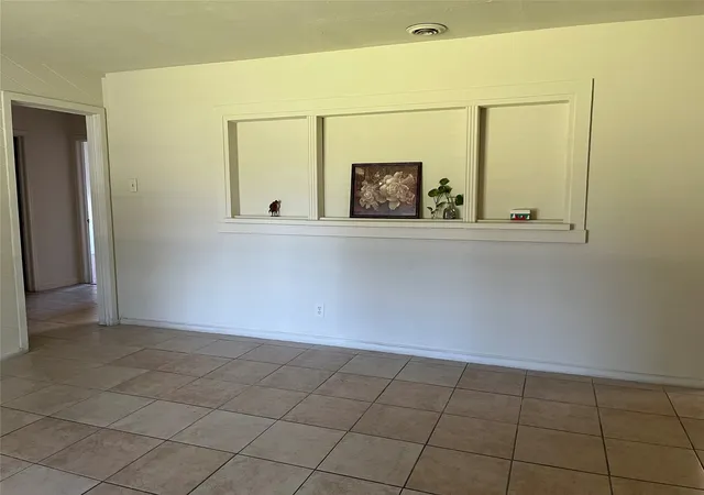 Photo 2 of Single family home for sale at 428 La Salle Dr, Richardson, TX 75081 | MLS# 21341489 | Listing updated on 2026-07-30