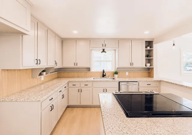 Photo 4 of Single family home for sale at 5517 Santa Barbara Ave, Fort Worth, TX 76114 | MLS# 21341269 | Listing updated on 2026-09-11