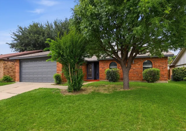 Photo 3 of Single family home for sale at 4409 Buckeye St, Fort Worth, TX 76137 | MLS# 21340530 | Listing updated on 2026-09-09