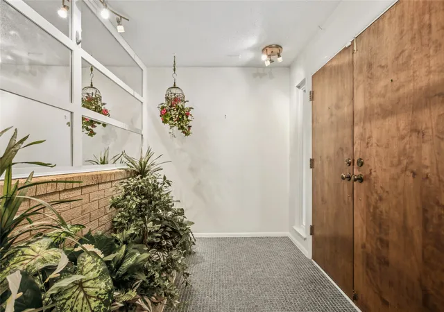 Photo 3 of Sale Pending at 1315 Navaho St, Arlington, TX 76012 | MLS# 21337411 | Listing updated on 2026-09-14