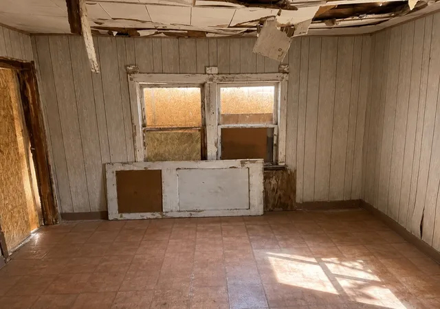 Photo 3 of Single family home for sale at 1204 N 8Th St, Wichita Falls, TX 76306 | MLS# 21340475 | Listing updated on 2026-09-21