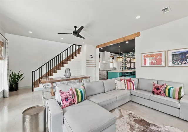 Photo 4 of Single family home for sale at 1000 Cool Ranch Ln, Millsap, TX 76066 | MLS# 21339188 | Listing updated on 2026-10-05