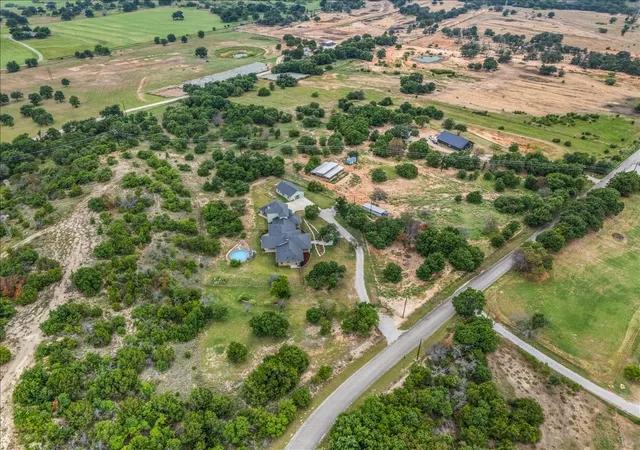 Photo 4 of Single family home for sale at 3699 Hott Ln, Weatherford, TX 76088 | MLS# 21314775 | Listing updated on 2026-09-09