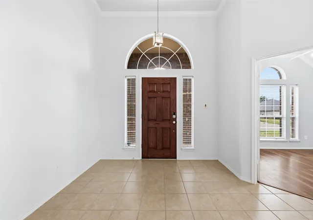 Photo 4 of Single family home for sale at 3221 Canary Ln, Midlothian, TX 76065 | MLS# 21341878 | Listing updated on 2026-10-05
