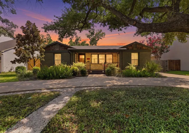 Photo 3 of Single family home for sale at 3637 Shelby Dr, Fort Worth, TX 76109 | MLS# 21341897 | Listing updated on 2026-07-31