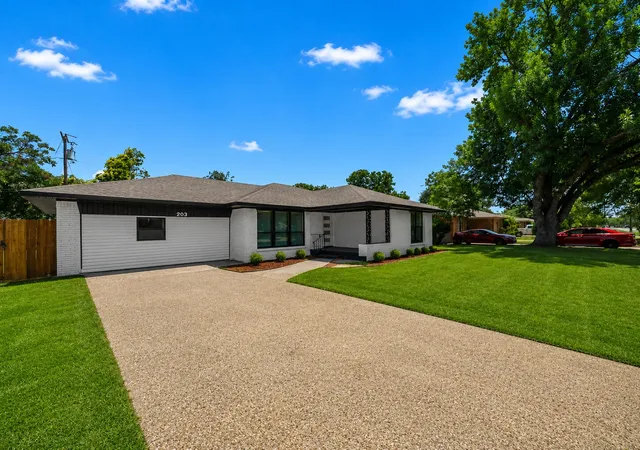 Photo 2 of Single family home for sale at 203 Abrams Rd, Richardson, TX 75081 | MLS# 21341628 | Listing updated on 2026-09-12