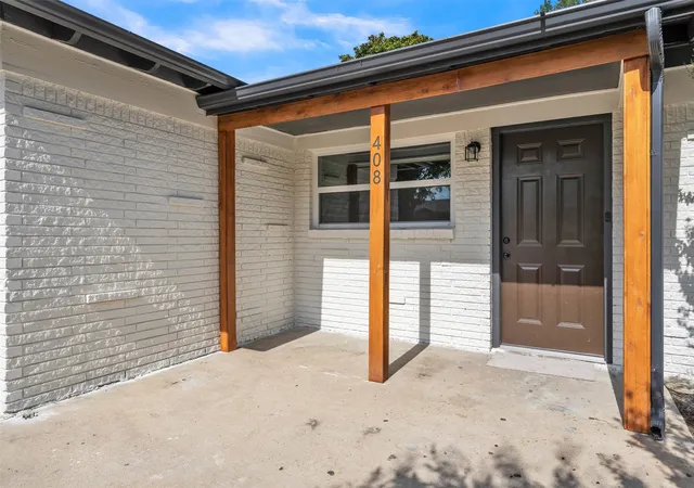 Photo 3 of Single family home for sale at 408 Simmons Dr, Hurst, TX 76053 | MLS# 21341842 | Listing updated on 2026-10-29