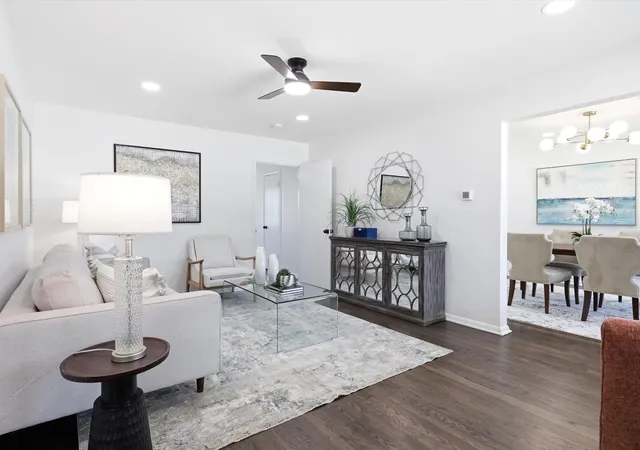 Photo 2 of Sale Pending at 10322 Pinecrest Dr, Dallas, TX 75228 | MLS# 21342055 | Listing updated on 2026-09-09