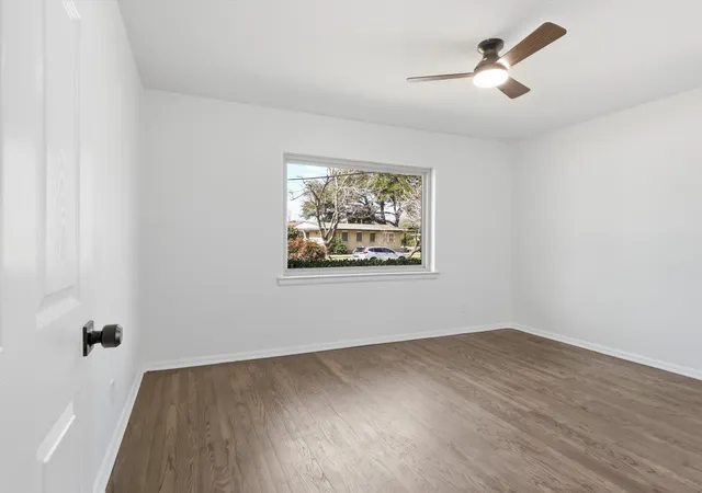 Photo 4 of Sale Pending at 10322 Pinecrest Dr, Dallas, TX 75228 | MLS# 21342055 | Listing updated on 2026-09-09