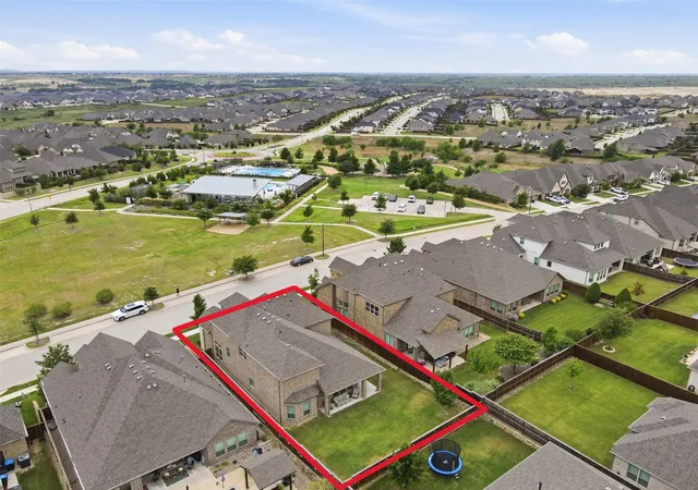 Photo 3 of Single family home for sale at 10322 Trail Ridge Dr, Fort Worth, TX 76126 | MLS# 21341816 | Listing updated on 2026-09-09