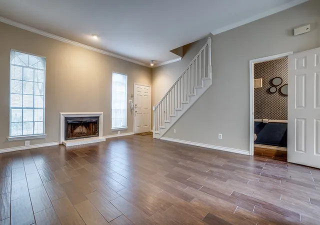Listing Photo 4 - Condo for sale in building located at 4325 Bowser Ave, Dallas, TX 75219 - Unit #110