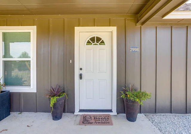 Photo 3 of Sale Pending at 2998 Knob Rd, Springtown, TX 76082 | MLS# 21338093 | Listing updated on 2026-09-14