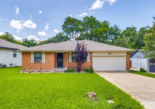 Photo 3 of Single family home for sale at 8125 Hunnicut Rd, Dallas, TX 75228 | MLS# 21338597 | Listing updated on 2026-09-09