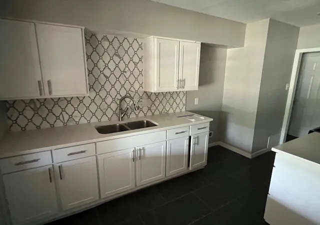 Photo 3 of Single family home for sale at 3250 Highland Woods Cir, Dallas, TX 75241 | MLS# 21342249 | Listing updated on 2026-09-08