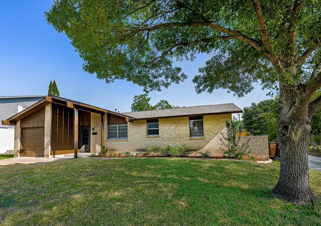 Photo 1 of Sale Pending at 1205 Northridge Dr, Plano, TX 75075 | MLS# 21342387 | Listing updated on 2026-09-14