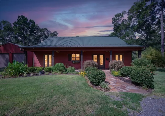 Photo 1 of Single family home for sale at 10021 Hwy 1, Mooringsport, LA 71060 | MLS# 21342182 | Listing updated on 2026-07-28