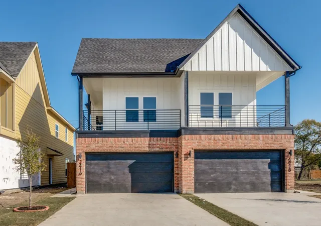 Photo 1 of Sale Pending at 2430 Jeffries St, Dallas, TX 75215 | MLS# 21342549 | Listing updated on 2026-10-22