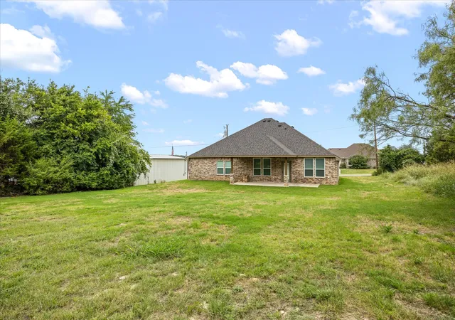 Photo 3 of Single family home for sale at 3209 Christine Dr, Granbury, TX 76048 | MLS# 21337415 | Listing updated on 2026-09-16
